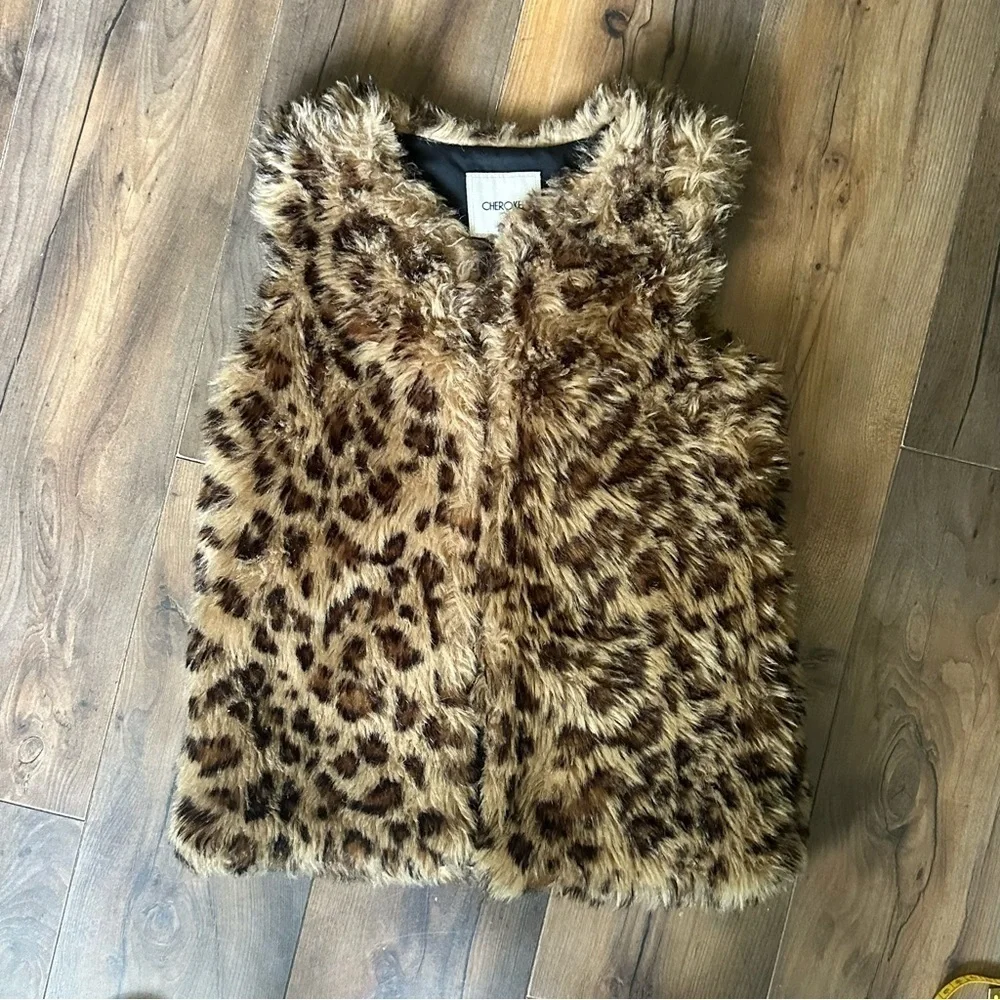 Cherokee | Girls Animal Print Faux Fur Vest | S/P - Picture 7 of 12